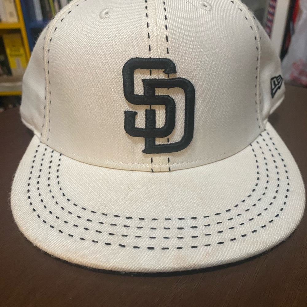 San Diego Padres New Era Off-White and Black Fitted cap